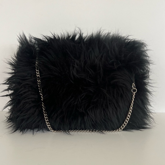 Rare Ugg Fluff Momma Hand Muff Handbag in Black - Picture 1 of 3